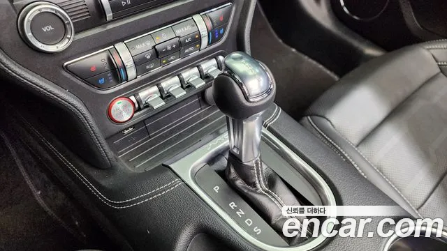 Ford Mustang Mach-E 2022 thumb 9