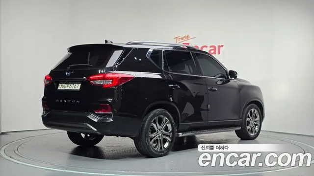 KGM Rexton 2020 thumb 2