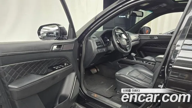 KGM Rexton 2020 thumb 10