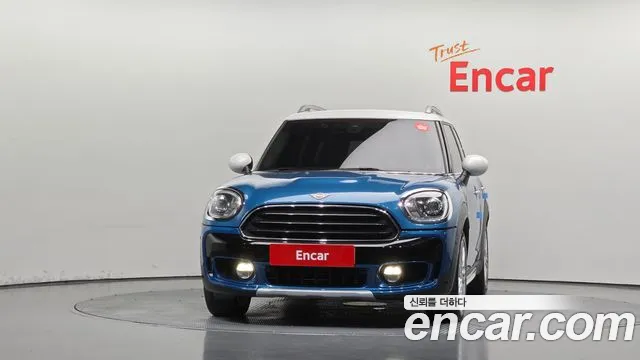 Mini Countryman 2018 thumb 3