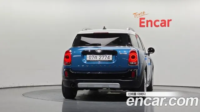 Mini Countryman 2018 thumb 4