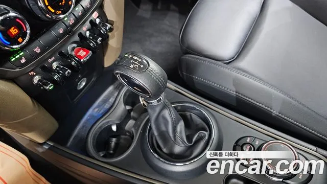 Mini Countryman 2018 thumb 9