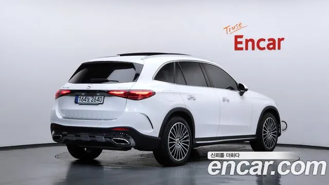 Mercedes-Benz GLC 2023 thumb 2
