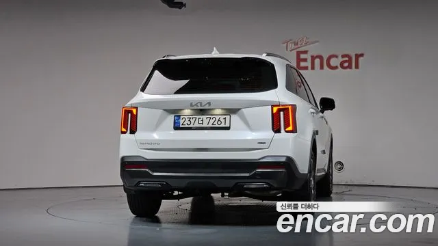 Kia Sorento 2024 thumb 3