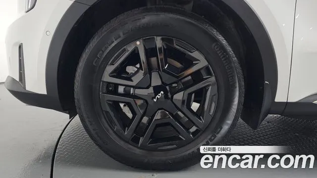 Kia Sorento 2024 thumb 4