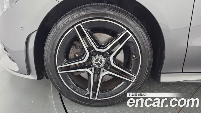 Mercedes-Benz A-Класс 2021 thumb 5