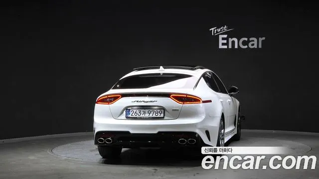 Kia Stinger 2020 thumb 4