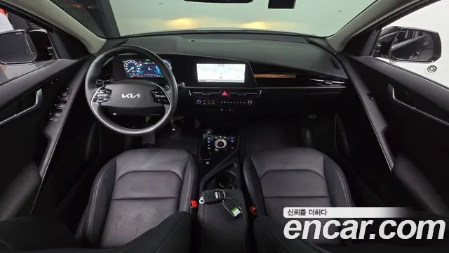 Kia Niro 2023 thumb 6