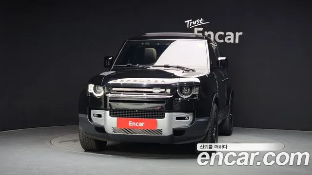 Land Rover Defender 2022 thumb 3