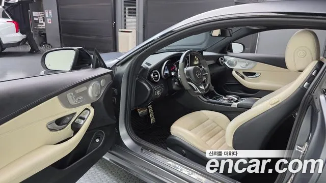 Mercedes-Benz C-Класс 2017 thumb 10