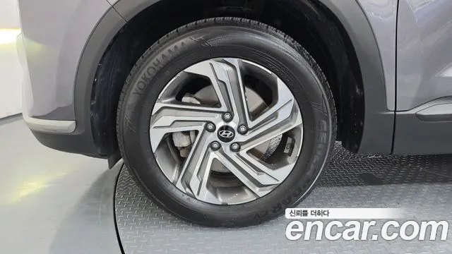 Hyundai Santa Fe 2021 thumb 5