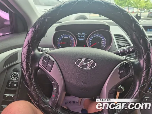 Hyundai Avante 2014 thumb 10