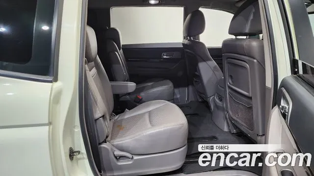 KG_Mobility_Ssangyong Korando 2016 thumb 11