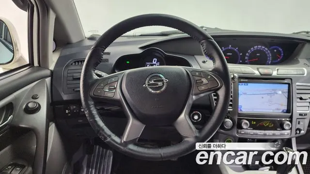 KG_Mobility_Ssangyong Korando 2016 thumb 12