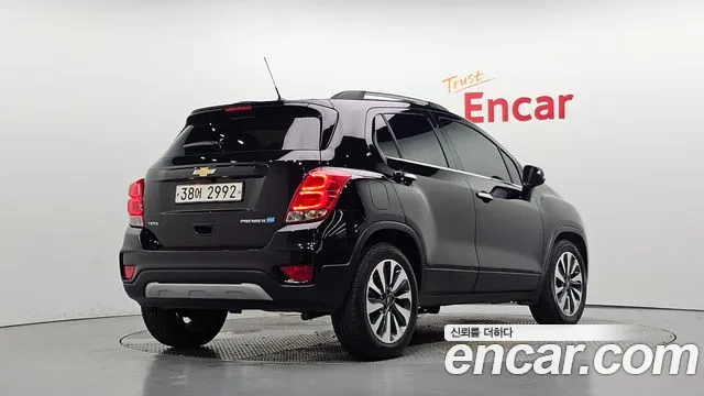 Chevrolet Tracker 2019 thumb 2