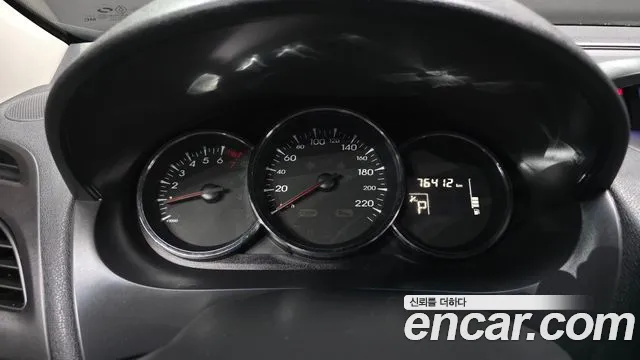 Renault SM3 2009 thumb 8