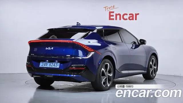 Kia EV6 2022 thumb 2