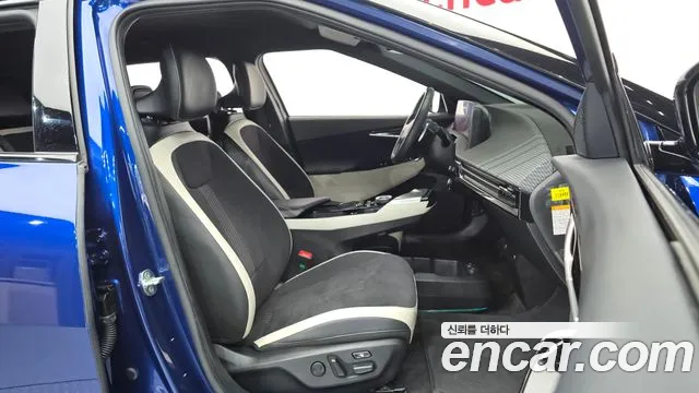 Kia EV6 2022 thumb 11