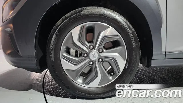 Hyundai Kona 2022 thumb 5