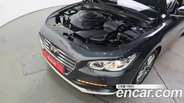 Hyundai Grandeur 2017 thumb 6