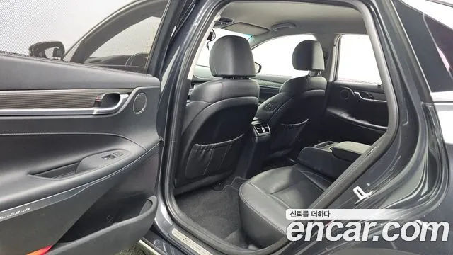 Hyundai Grandeur 2017 thumb 11