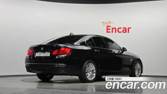 BMW 5 серии 2014 thumb 2