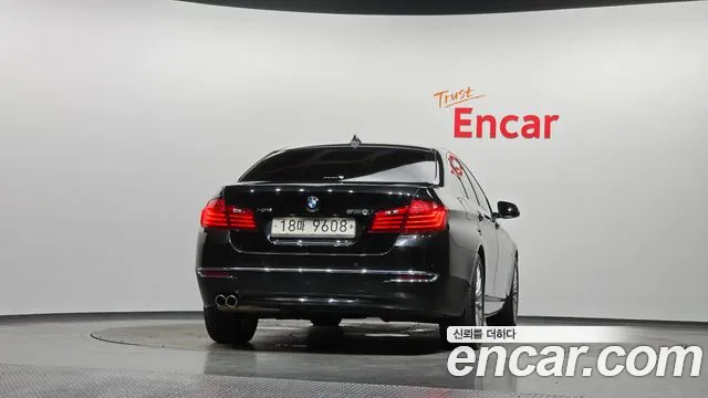 BMW 5 серии 2014 thumb 4
