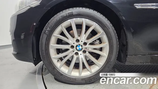 BMW 5 серии 2014 thumb 5