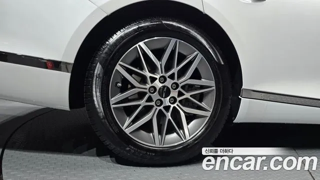 Genesis G80 2024 thumb 5