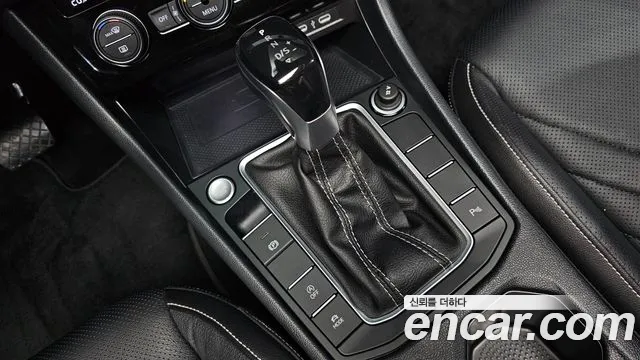 Volkswagen Jetta 2023 thumb 8