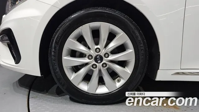 Kia K5 2018 thumb 5