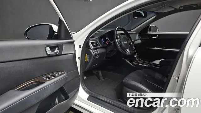 Kia K5 2018 thumb 10