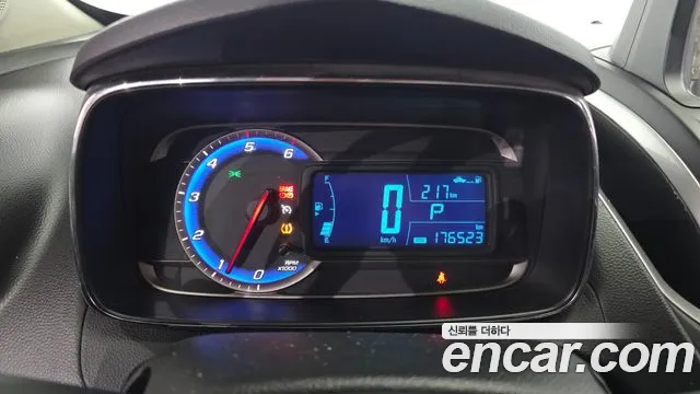 Chevrolet Tracker 2016 thumb 8