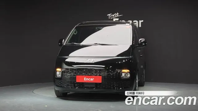 Hyundai Staria 2022 thumb 3