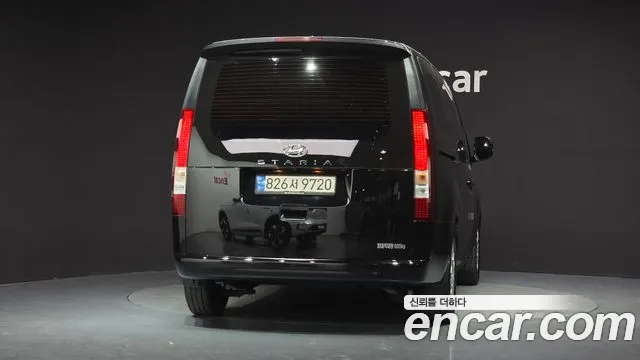 Hyundai Staria 2022 thumb 4