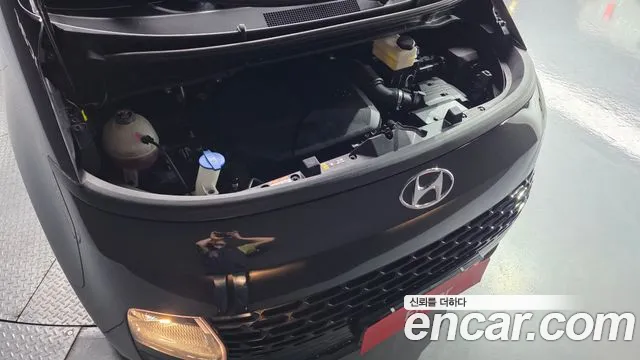 Hyundai Staria 2022 thumb 6