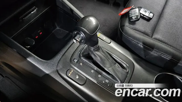 Kia K3 2015 thumb 9