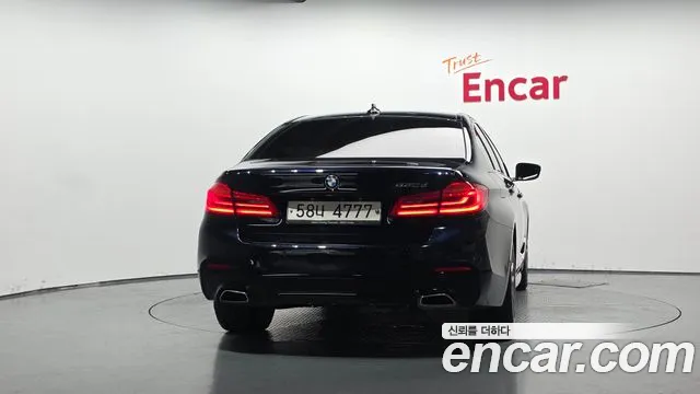 BMW 5 серии 2018 thumb 4