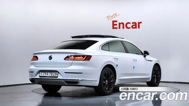 Volkswagen Arteon 2019 thumb 2