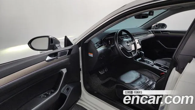 Volkswagen Arteon 2019 thumb 10