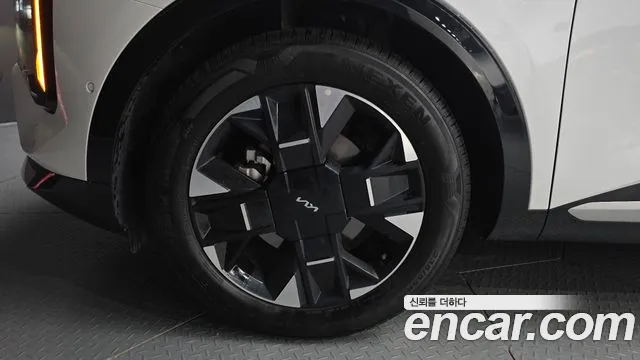 Kia Sportage 2025 thumb 5