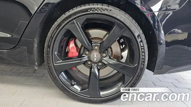 Genesis G70 2019 thumb 5