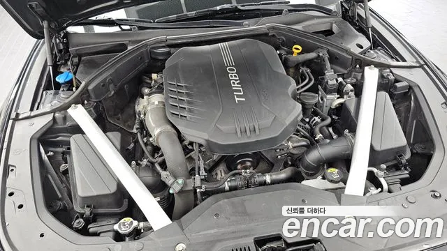 Genesis G70 2019 thumb 6