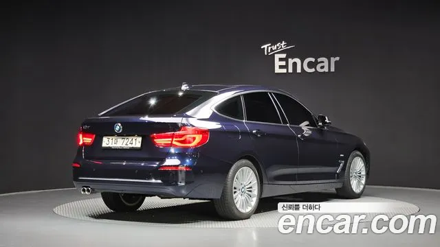BMW Gran Turismo 2018 thumb 2