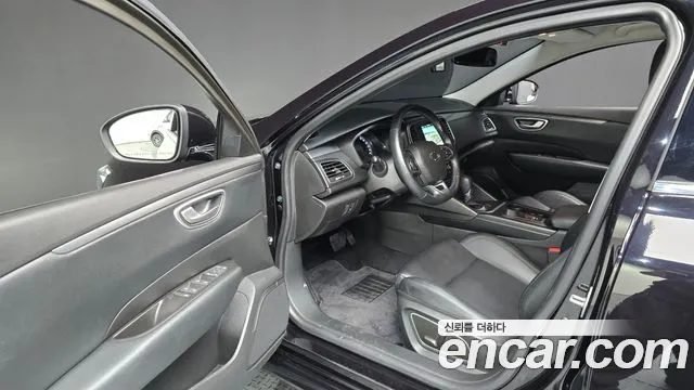 Renault Megane 2018 thumb 10