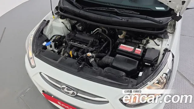 Hyundai Accent 2015 thumb 6
