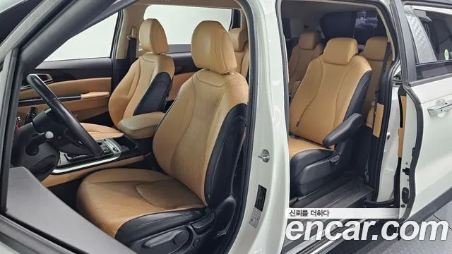 Kia Carnival 2022 thumb 9