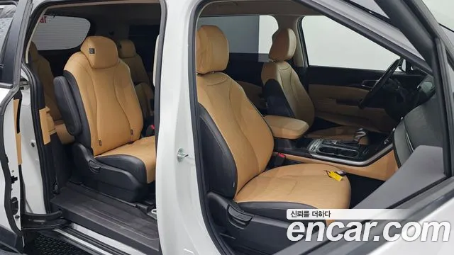Kia Carnival 2022 thumb 10
