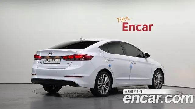 Hyundai Avante 2018 thumb 2