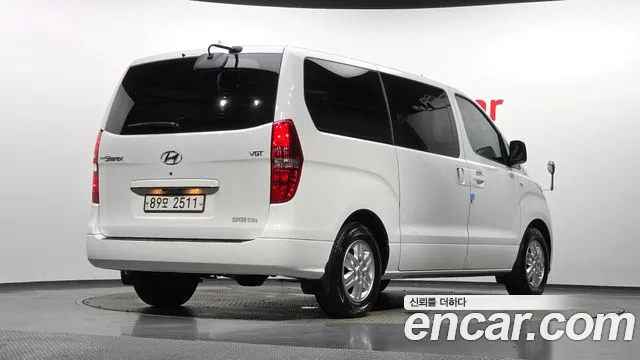 Hyundai Staria 2019 thumb 2
